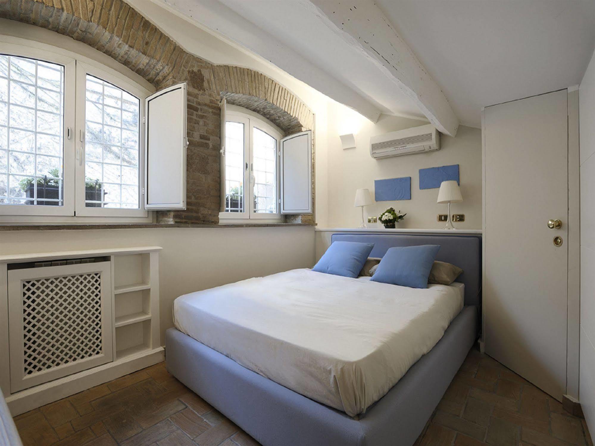Antiche Residenze Romane Navona Εξωτερικό φωτογραφία